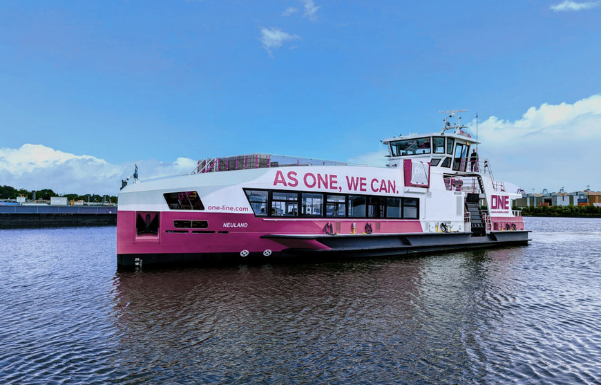 Erste von insgesamt drei Hybridfähren für den Hamburger Hafen mit eVSP in Betrieb